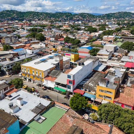 Hotel Media Luna Cúcuta Exteriér fotografie